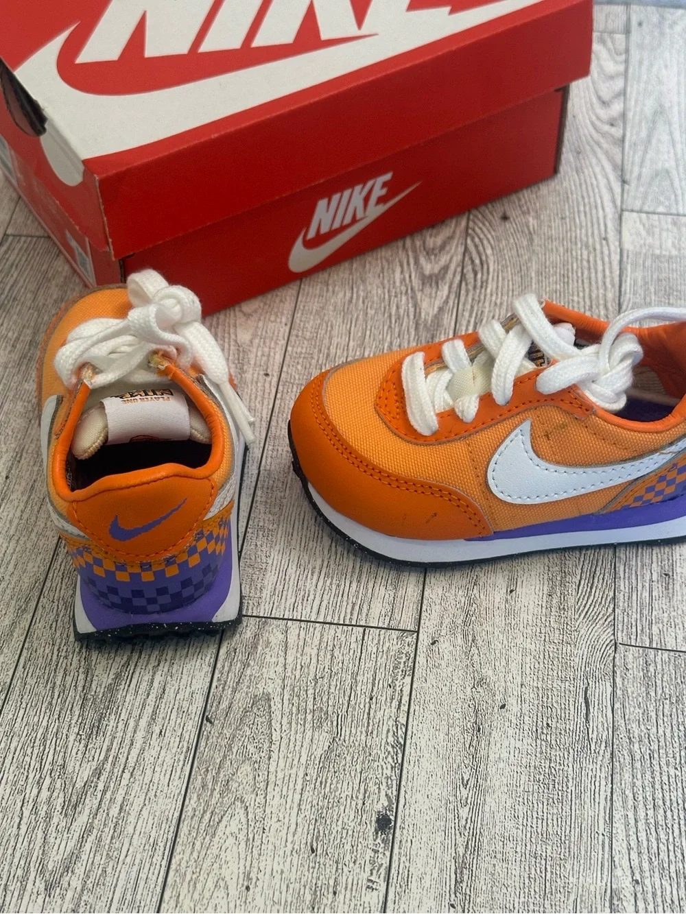 New! Nike Kids Orange & White Sneakers with Purple Accent size 3C
